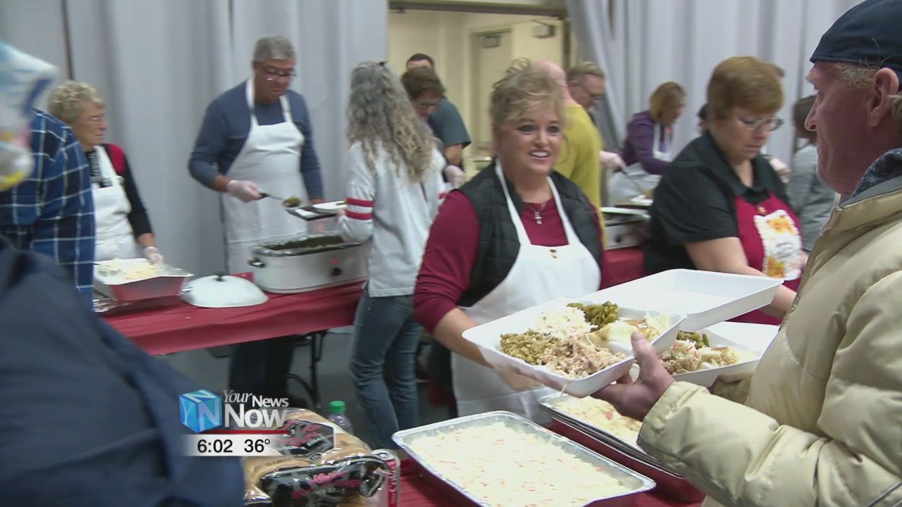 Lima community Thanksgiving dinner